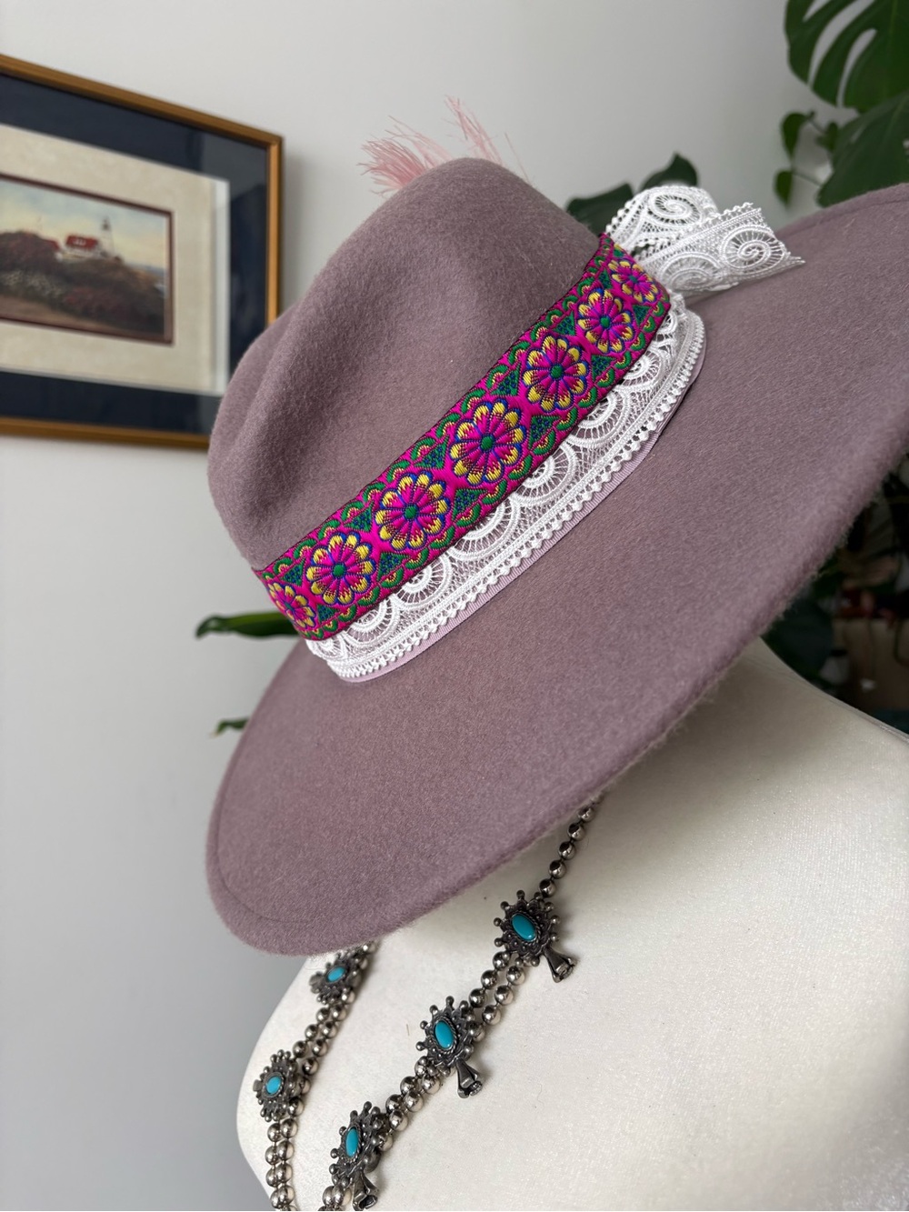 Lucky Brand Mauve Felt Fedora with Embroidered Floral Band
